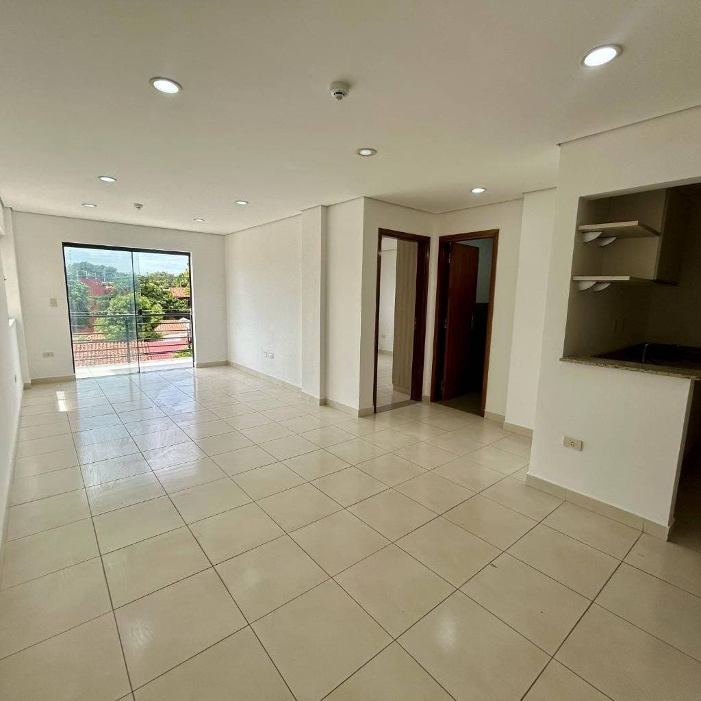 Departamentos en Luque jardín de oro