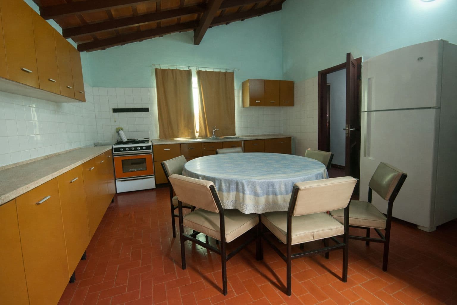 Casa – barrio madame lynch (villa victoria) — foto 3