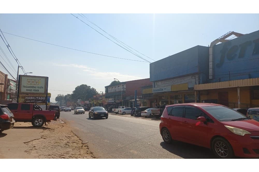 Salón comercial sobre la exruta 1 km. 18 — foto 3
