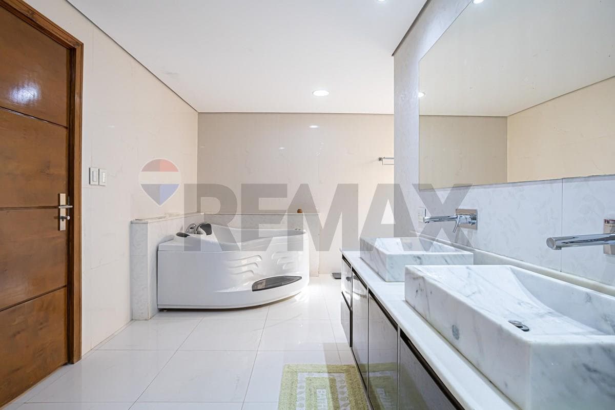 Casa - Venta - Mariscal Estigarribia, Asunción, Paraguay, foto 2