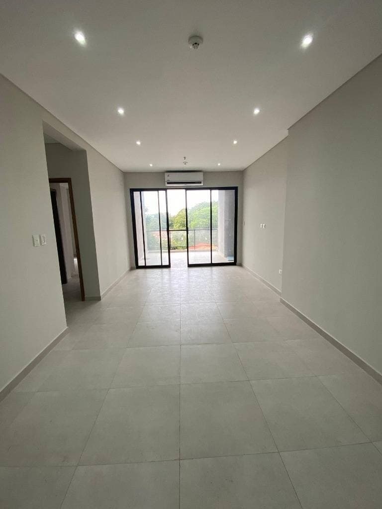 Departamento de 2 dormitorios EN ALQUILER en Fernando de la Mora Zona Norte, foto 2