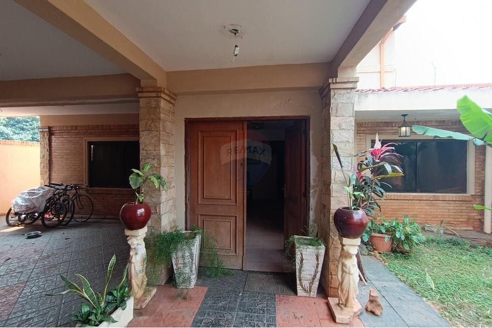 Residencia de Tres Plantas en San Lorenzo — foto 4