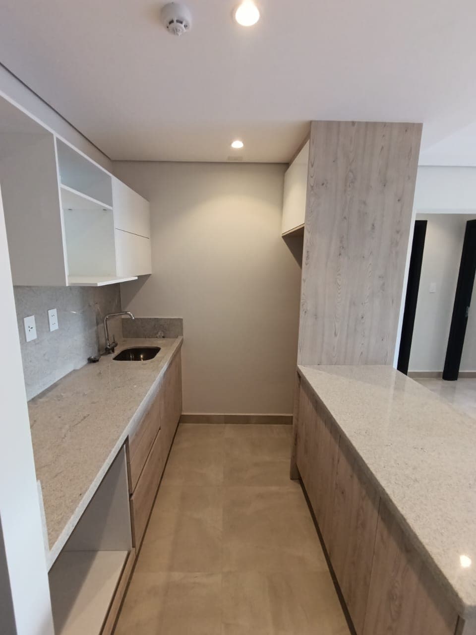 Departamento de 2 dormitorios a pasos de la conmebol — foto 3