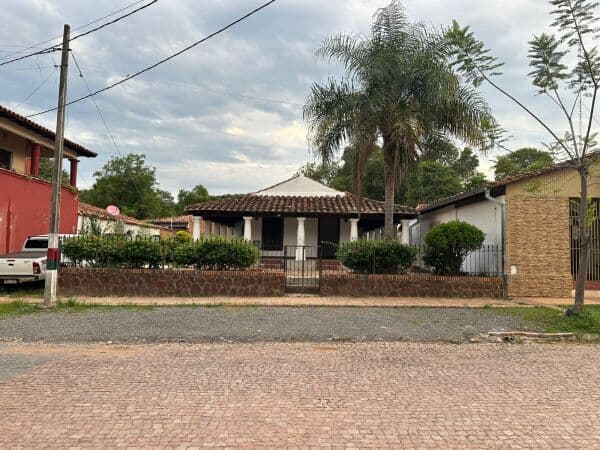 Casona tipo colonial en aregua, foto 4