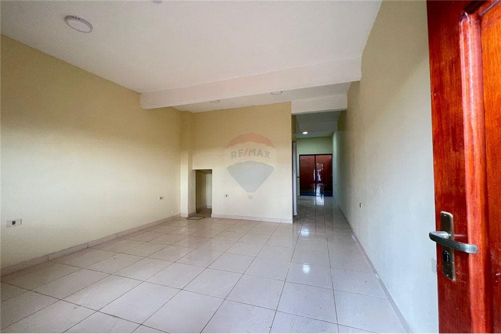 Duplex en Ñemby a 4 cuadras de Acceso Sur — foto 2