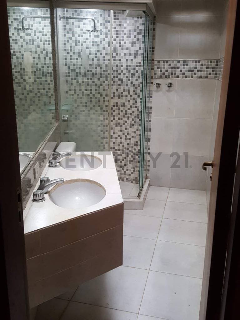 de Casa en Ycuá Satí, Asunción — foto 1