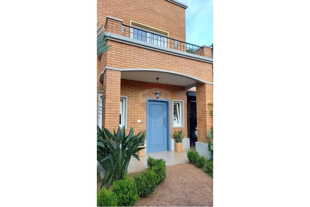 En venta exclusiva casa en laguna grande, San Lorenzo, foto 5