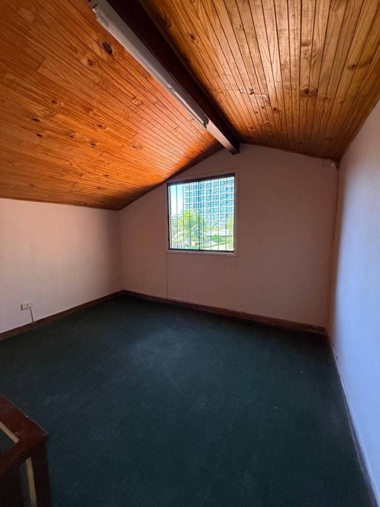 Residencia para uso de oficina o familiar en Recoleta, foto 4