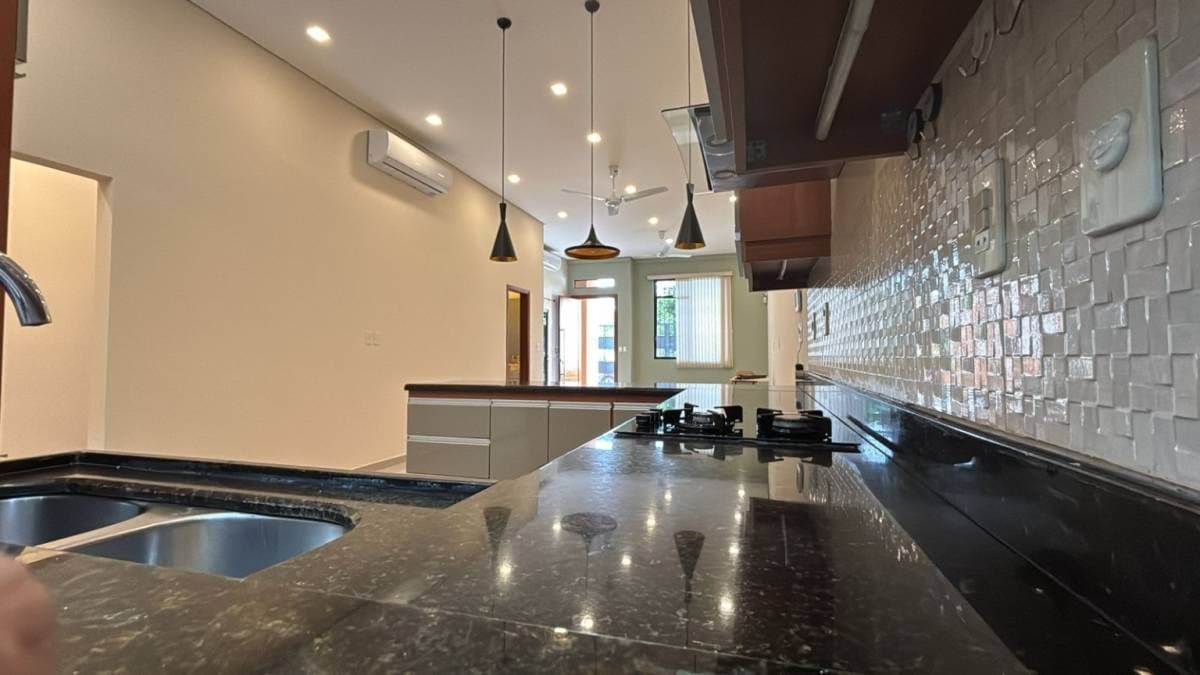 de casa moderna en Mariano Roque Alonso, foto 5