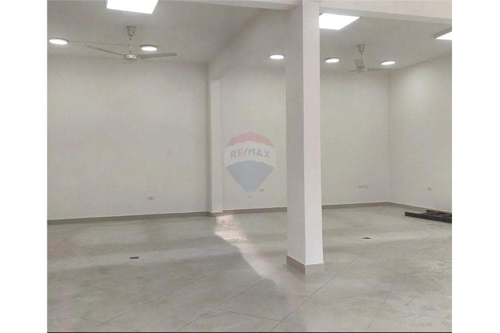Salón Comercial en Lambare con excelente ubicación, foto 3