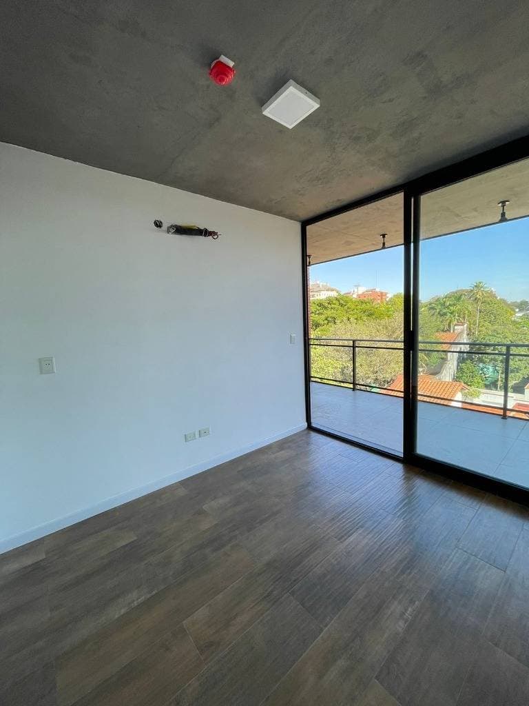 Vendo dpto a estrenar en Las Mercedes