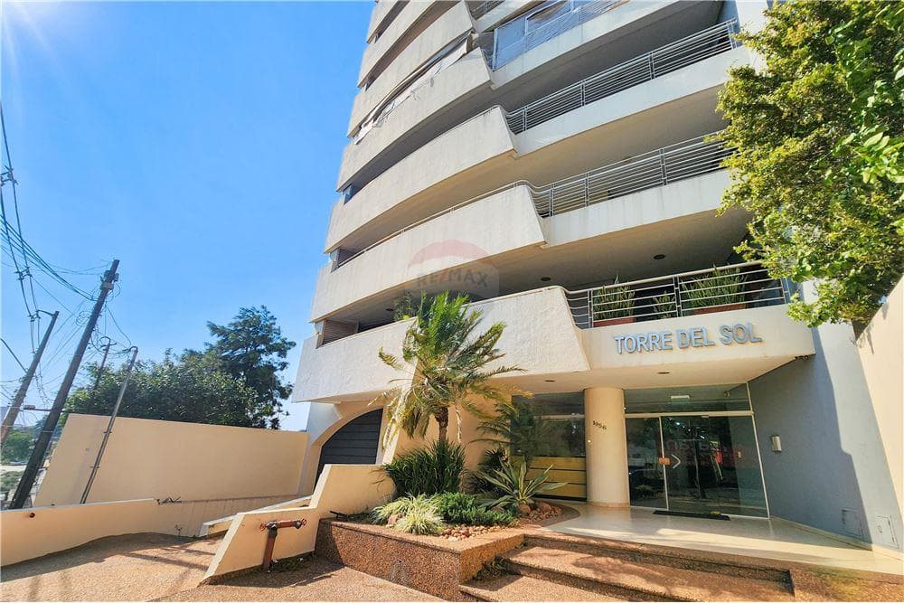 Departamento Amoblado de 3 SUITES en Carmelitas