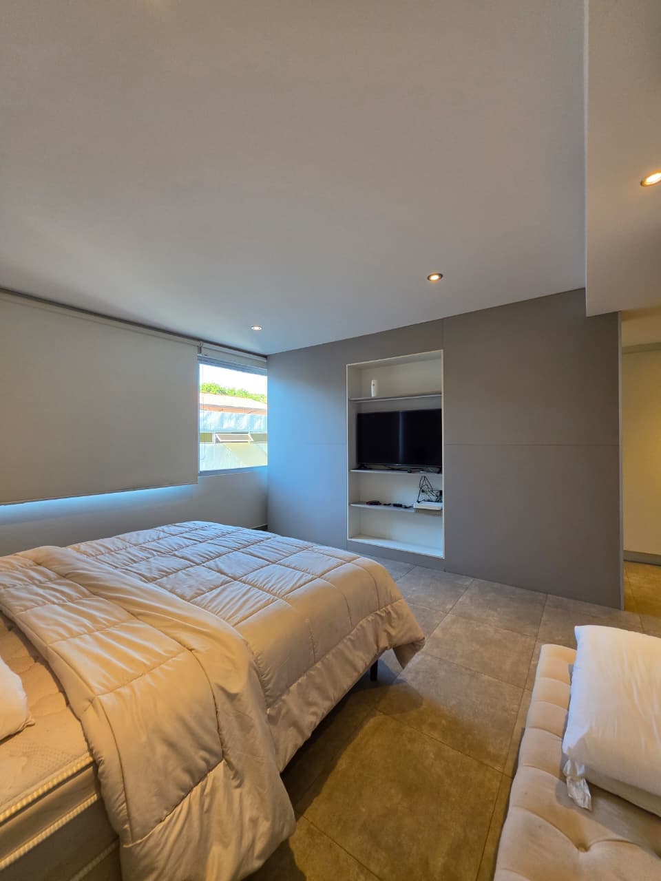 Triplex en Alquiler con domotica, Barrio Mburucuya, foto 5