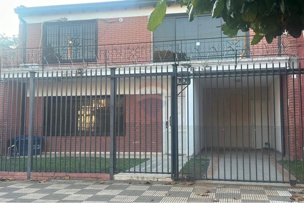 Alquilo casa en Asunción barrio san vicente