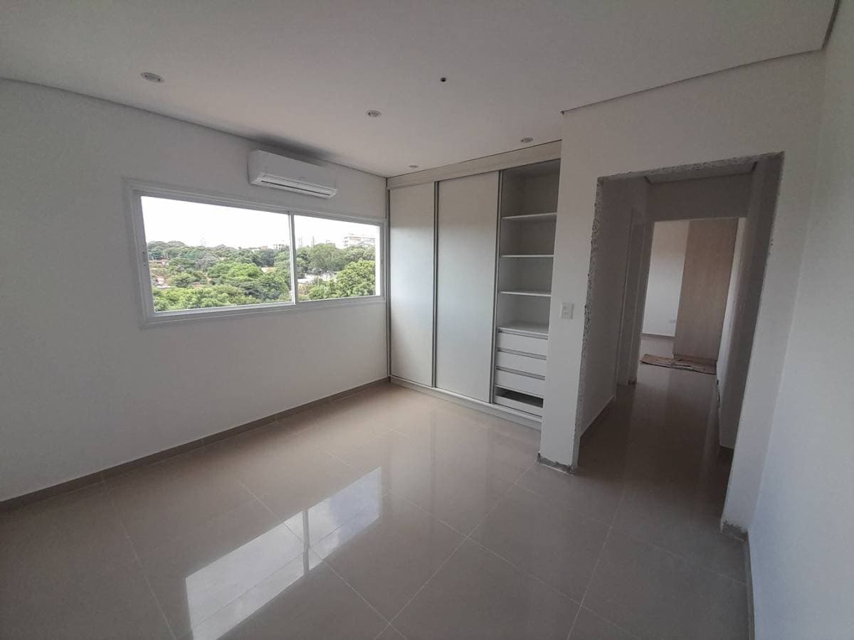 Alquilo hermoso departamento de 3 dormitorios a estrenar en Las Mercedes