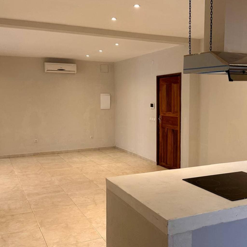 Casa en Mariano Roque Alonso, central, foto 3