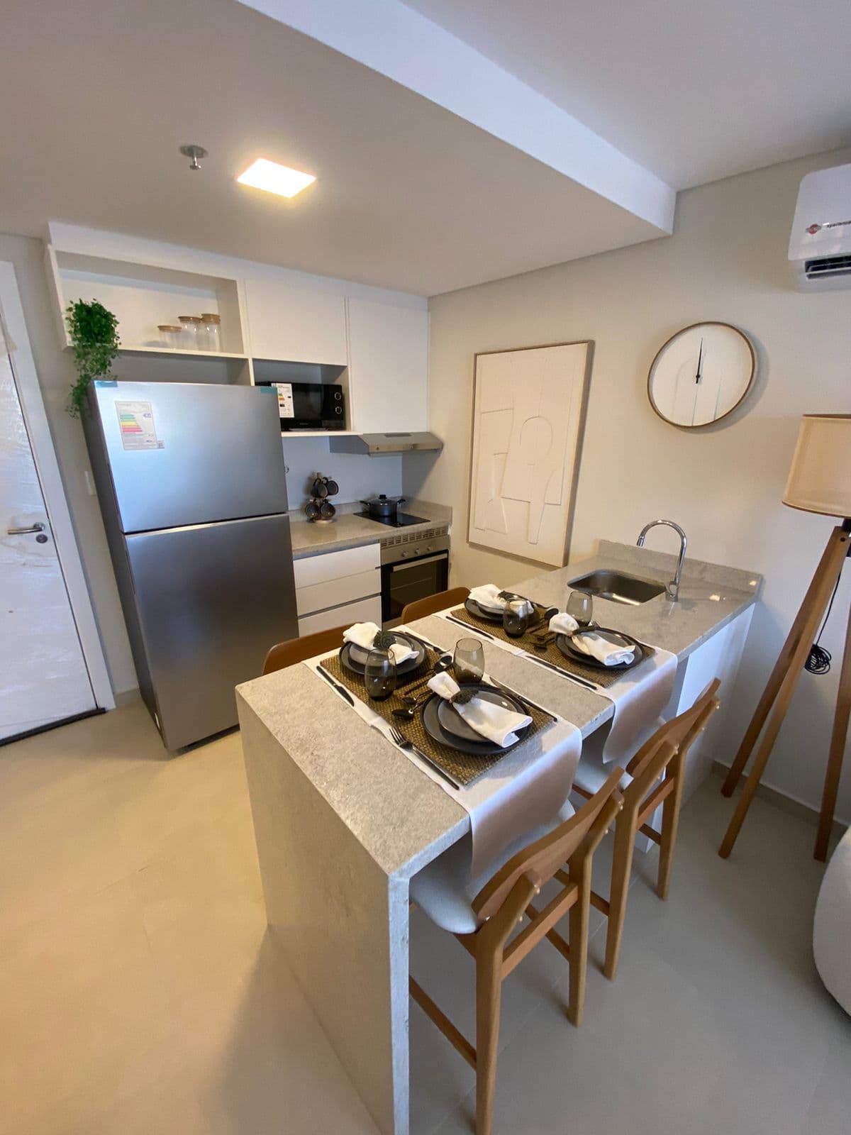 Hermoso departamento en pozo Mariano Roque Alonso, foto 2