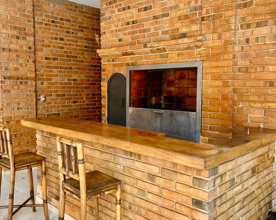 – exclusiva residencia de 3 niveles | barrio mburucuyá, foto 4