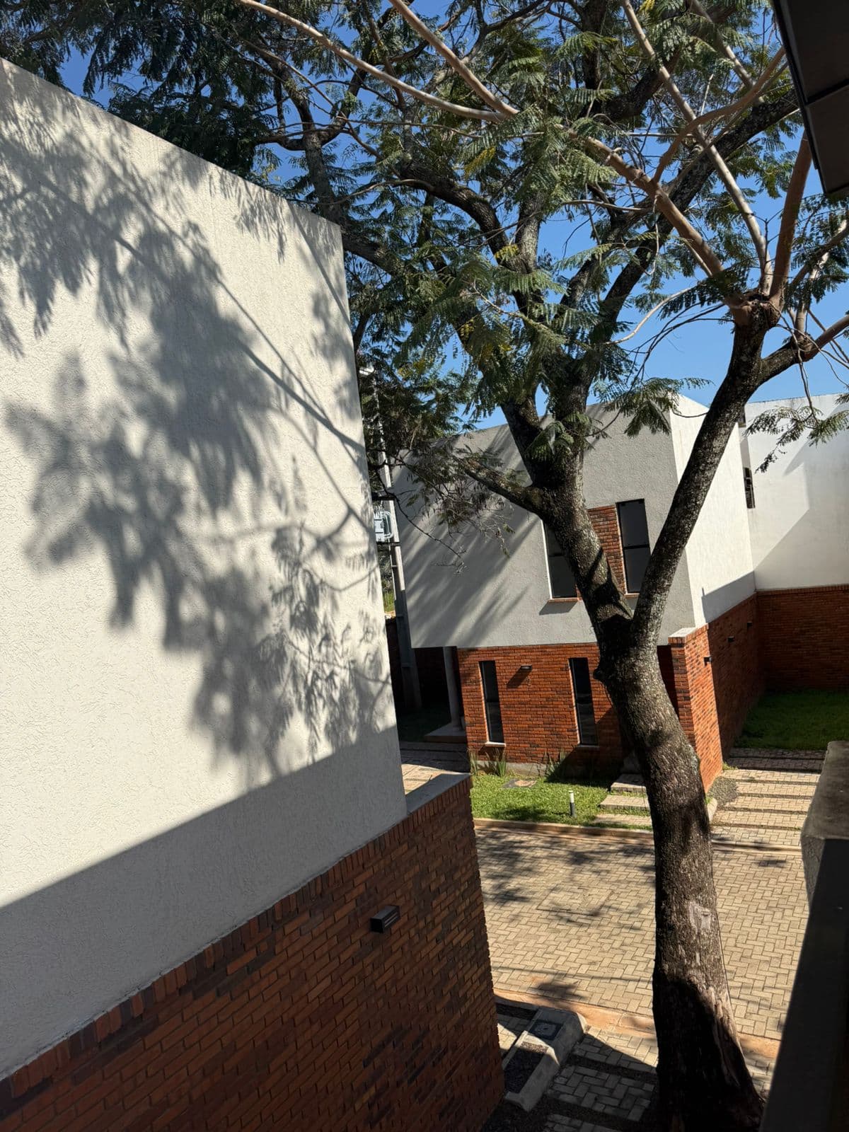 Duplex a estrenar - 640.000.000 Gs en Loma Merlo Luque — foto 5