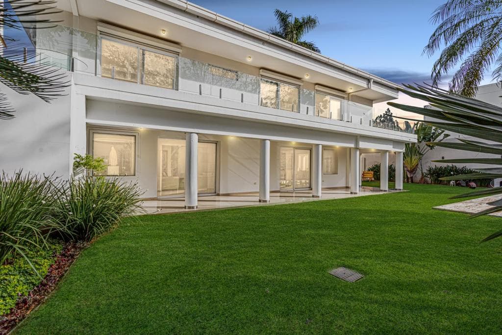 Hermosa Residencia en Barrio Jara — foto 1