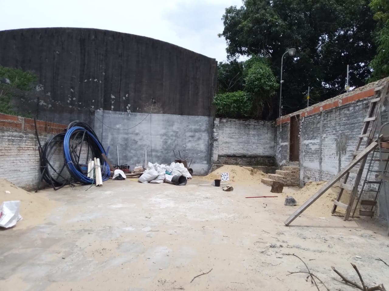 Terreno en Barrio San Vicente Zona Mercado 4 — foto 5