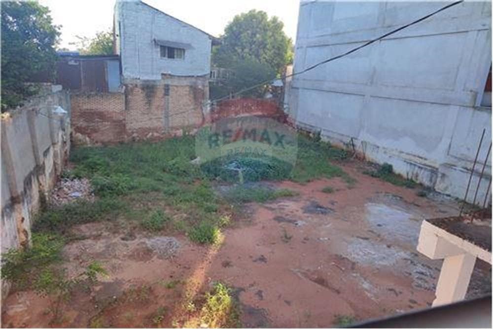 Vende amplio local comercial sobre acceso sur, foto 2