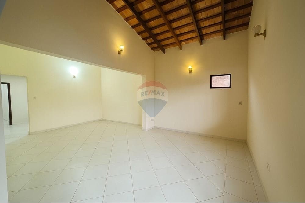 Amplia residencial en el barrio mcal estigarribia, foto 5