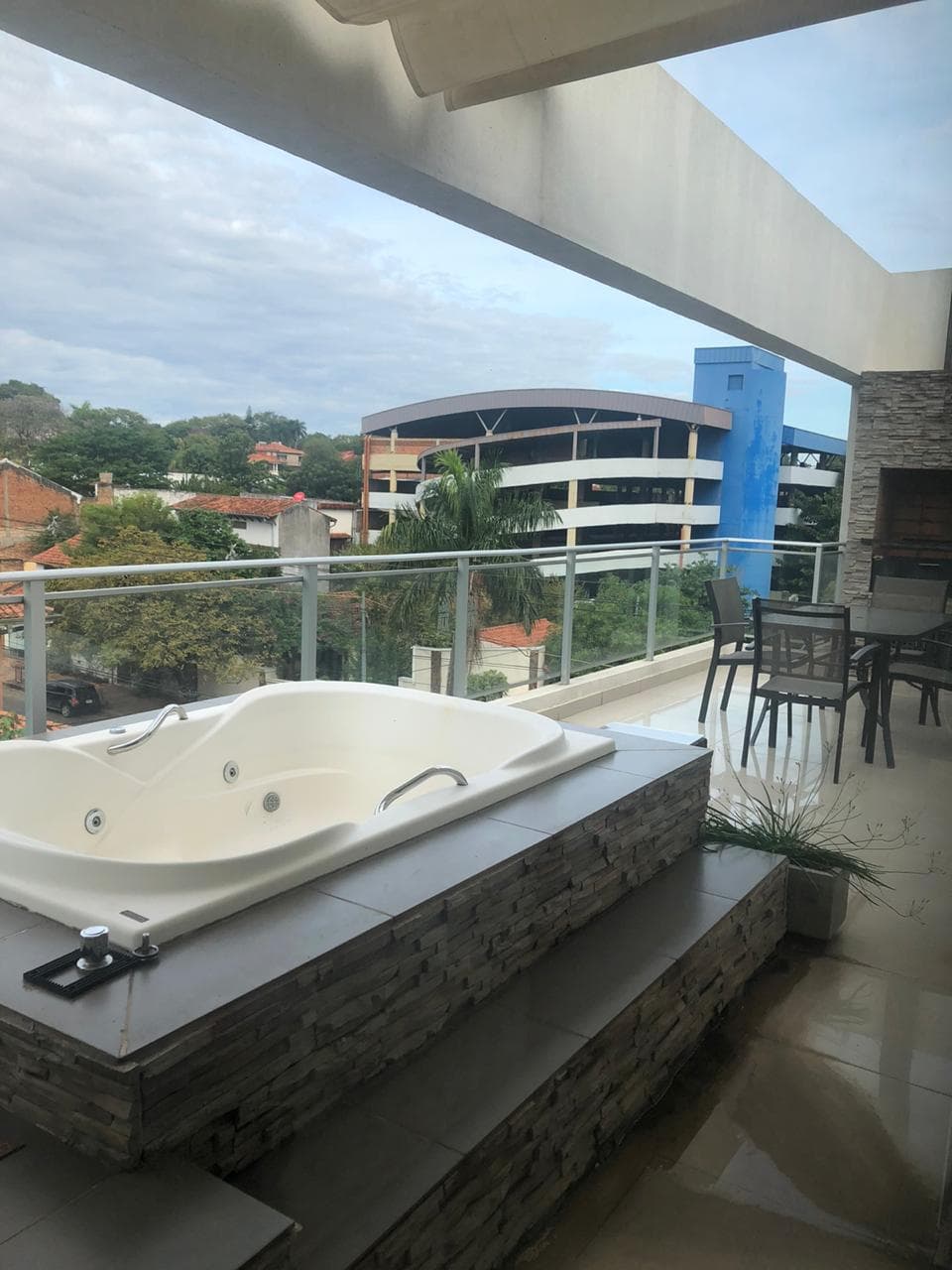 penthouse de 1 dormitorio totalmente amoblado. Barrio Jara. Cod: FDNI, foto 4