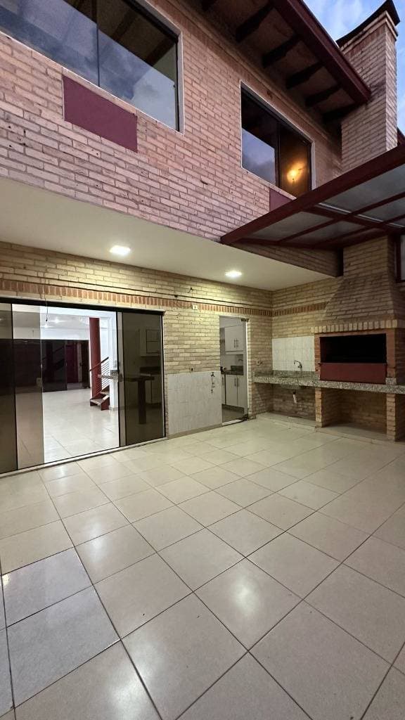 Duplex en Lambaré Zona Unicanal, foto 2