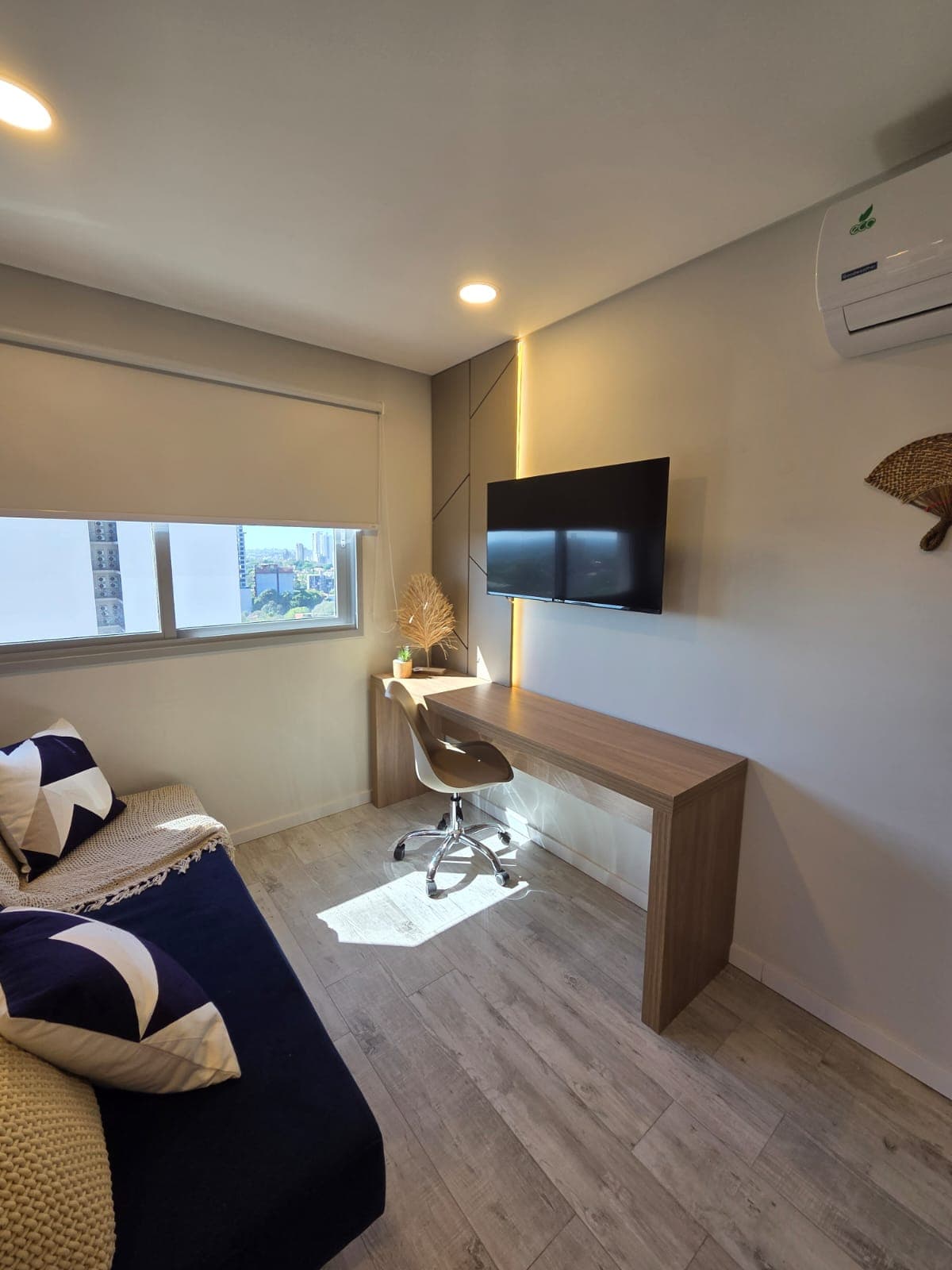 Departamento Amoblado Con Renta Activa - Piso 15 Av Molas Lopez, foto 4