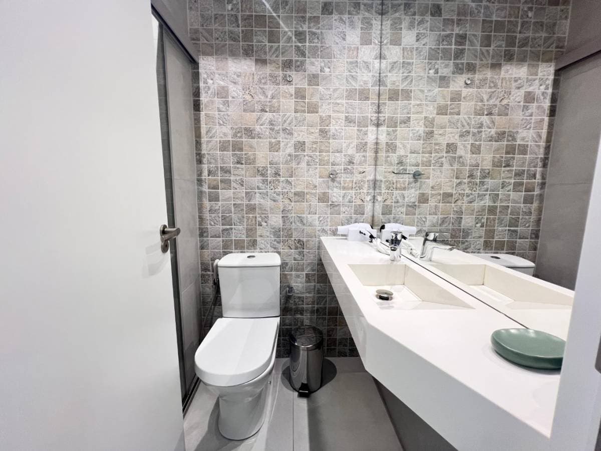 Departamento amoblado de 1 dormitorio sobre avda.molas lopez — foto 4