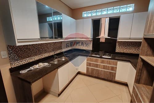 Sueña en Grande: Casa Moderna en San Lorenzo, foto 4