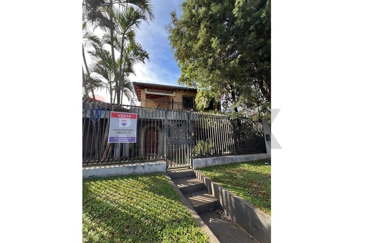 Casa en venta en loma merlo – Luque, foto 1