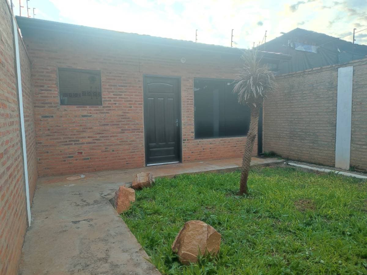 Casa en isla bogado Luque, foto 2