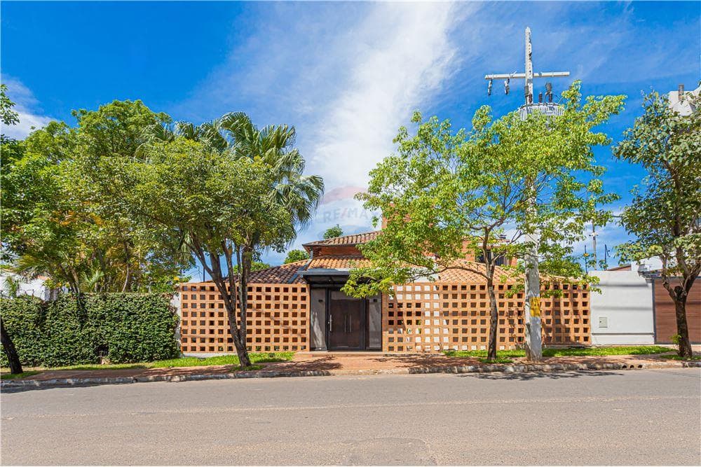 Vendo casa Fernando de la Mora - mariscal lopez
