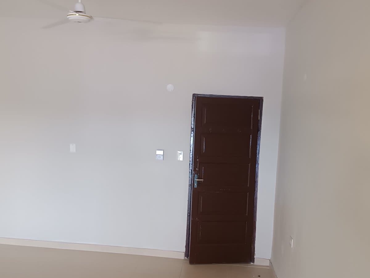 Salón comercial en Fernando de la Mora, foto 3
