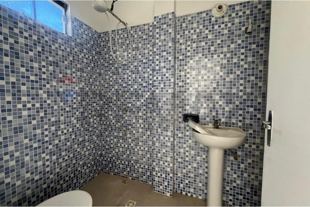 Local Comercial - Alquiler - Villa Elisa, Paraguay — foto 3