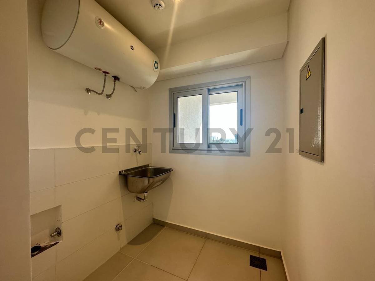 Departamento de dos dormitorios en venta - edificio fortaleza boggiani, foto 2