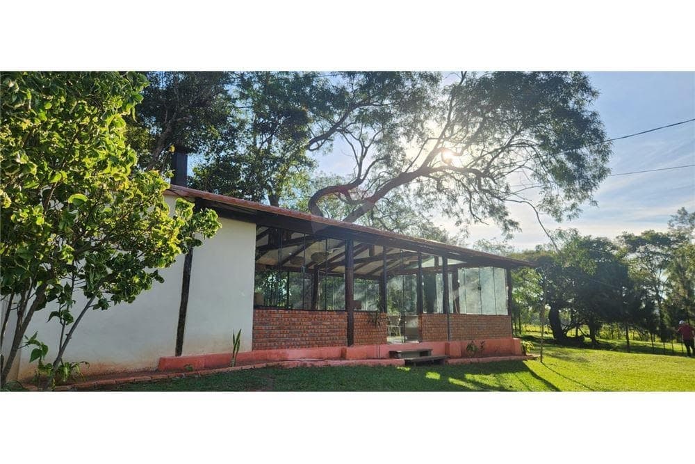 Casa quinta en piribebuy 13.5 hectareas — foto 2