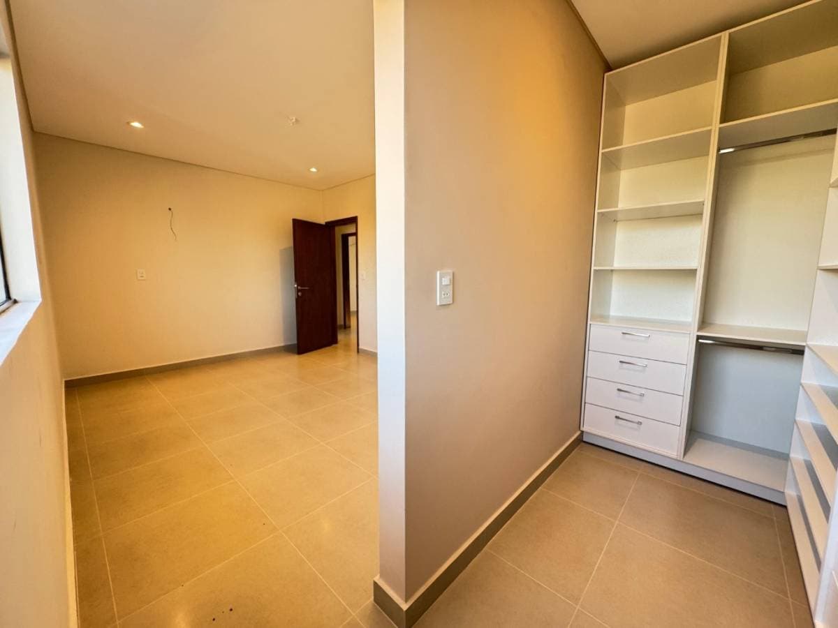 Duplex a estrenar en Luque - 4to barrio, foto 5
