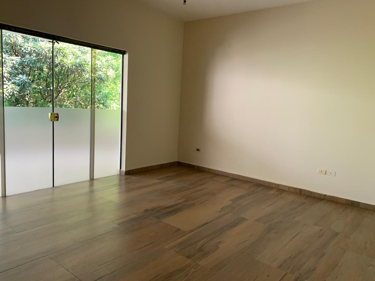 Exclusiva residencia en alquler zona boggiani, foto 3