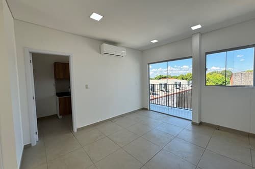 Departamento-Alquiler-Av 1ro. de Marzo c/ Ytororo, Lambaré, Central — foto 2