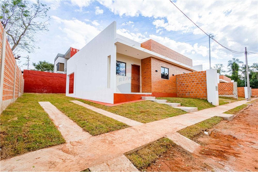 Amplio chalet a estrenar de 2 hab en Cañada Garay