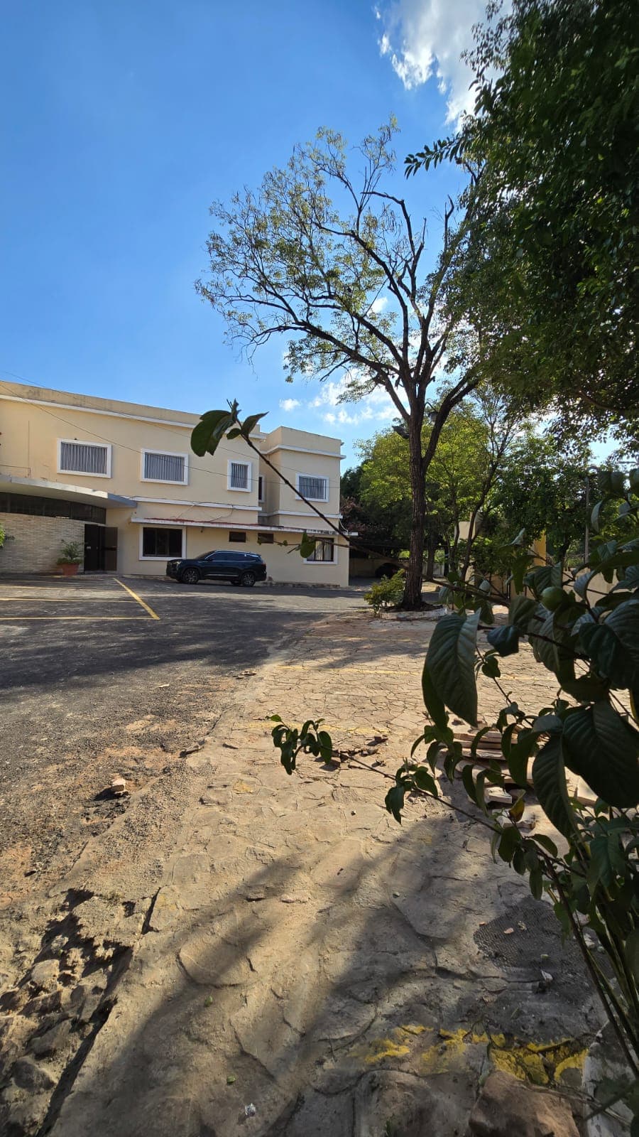 Inmueble Comercial de 1.100 m2 Sobre la Avda. Artigas - CLCO7916304 — foto 3