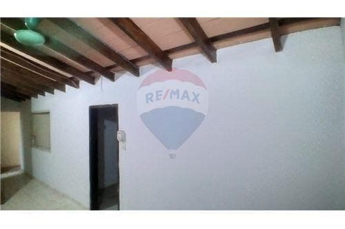 Casa en Fernando de la Mora, foto 3
