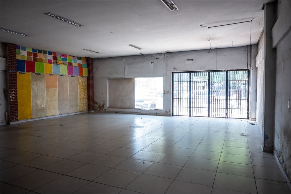 De depósito y local comercial en Asunción, foto 3