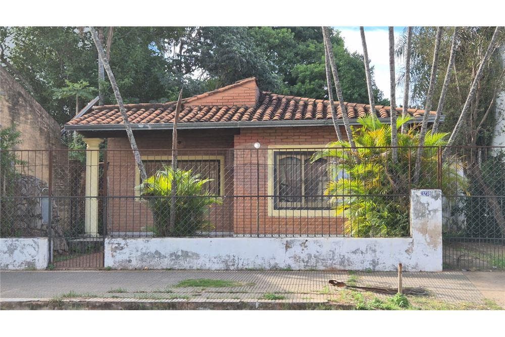 Terreno de 456 m² zona colegio goethe/quinta ykua sati