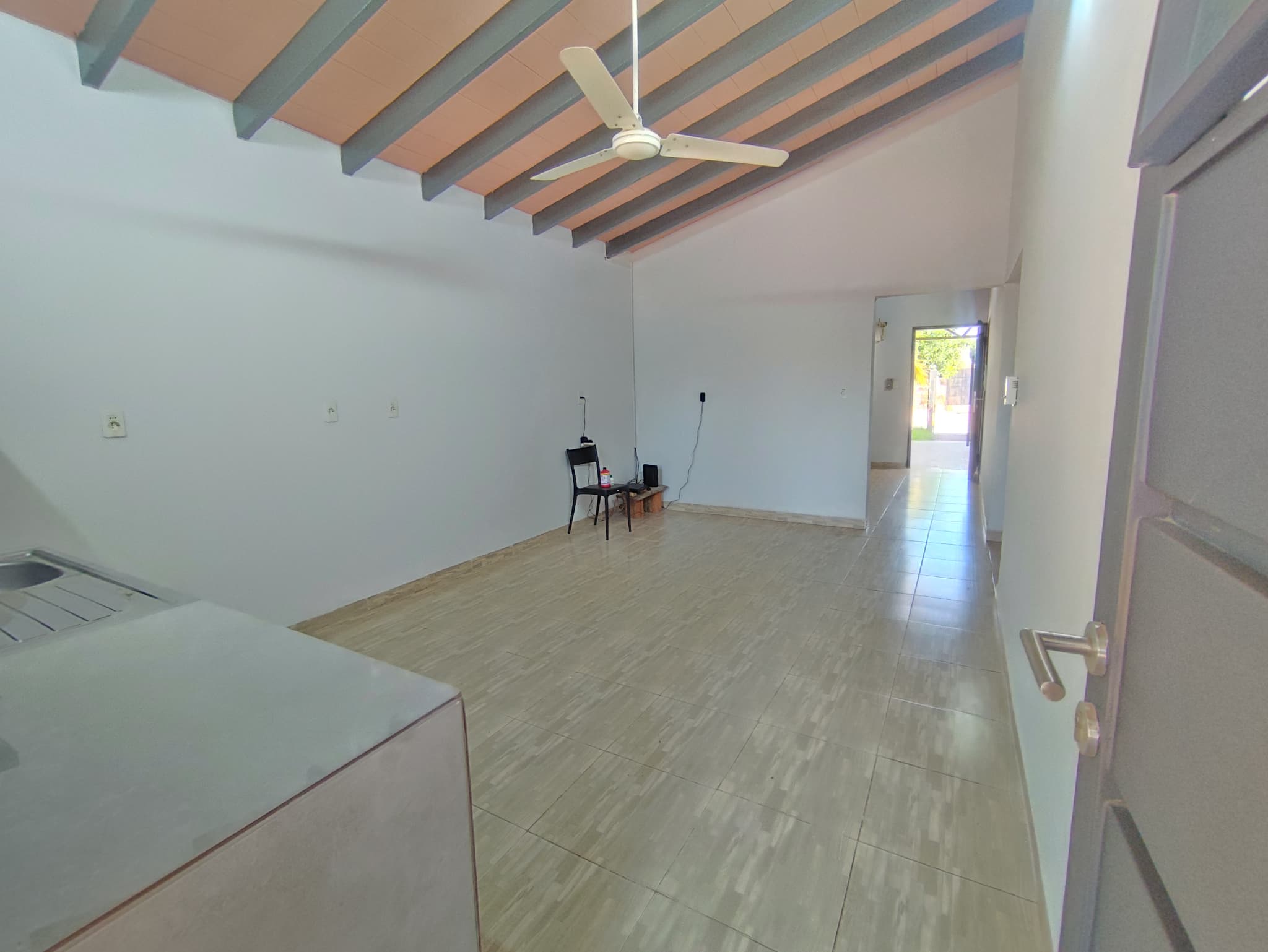En Venta Casa Renovada - San Antonio — foto 4