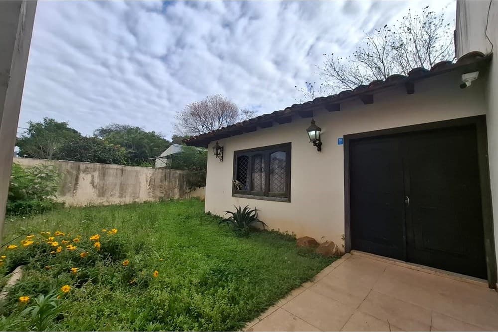 de casa en Luque barrio Primavera z/ Ruta Luque-Areguá, foto 2