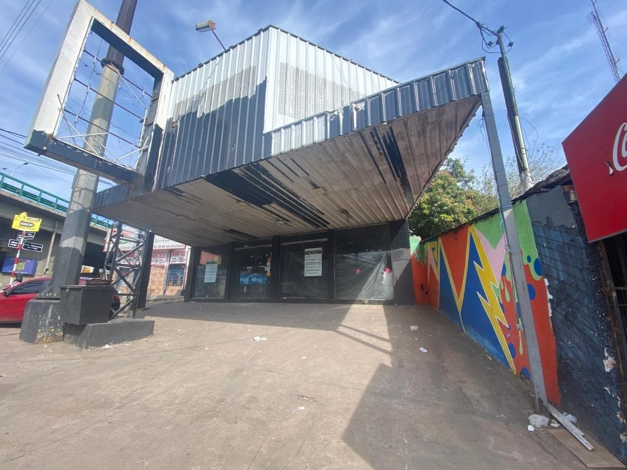 Local Comercial Con Showroom Y Deposito a metros del viaducto 4 mojones, foto 3